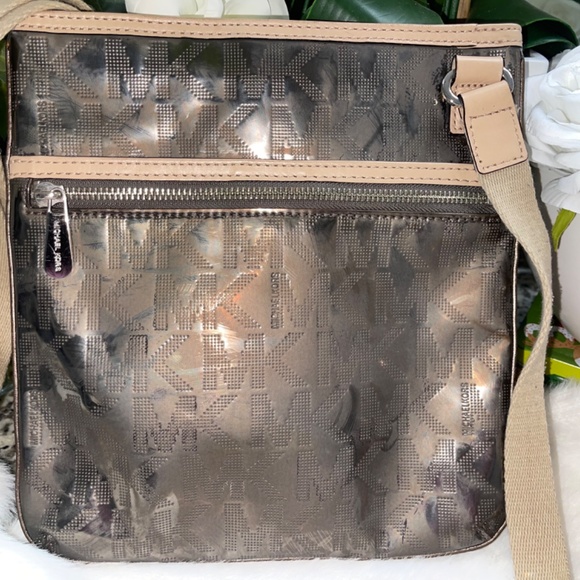 Michael kors crossbody bag - Picture 4 of 12